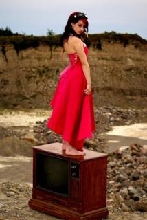 Skye Sweetnam feet photo 3