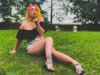 Skye Sweetnam feet photo 1
