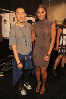 Skylar Diggins feet photo thumbnail