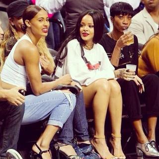 Skylar Diggins feet photo thumbnail