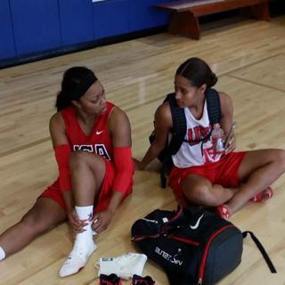 Skylar Diggins feet photo thumbnail