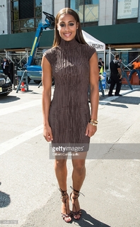 Skylar Diggins feet photo thumbnail