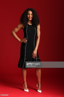 Skylar Diggins feet photo thumbnail