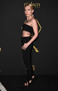 Skylar Grey feet photo thumbnail