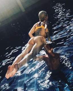 Skylar Grey feet photo thumbnail