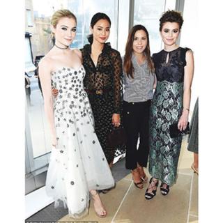 Skyler Samuels feet photo thumbnail