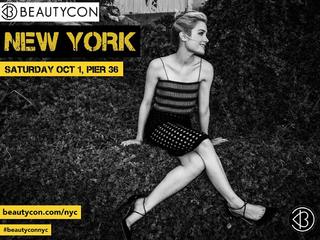 Skyler Samuels feet photo thumbnail