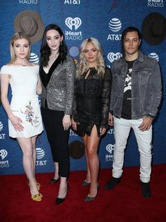 Skyler Samuels feet photo thumbnail