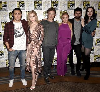 Skyler Samuels feet photo thumbnail