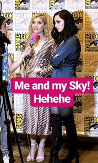 Skyler Samuels feet photo thumbnail