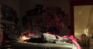 Skyler Samuels feet photo thumbnail