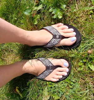 Sloan feet photo thumbnail