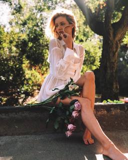Sloane Avery feet photo 19