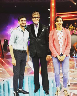 Smriti Mandhana feet photo 15