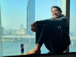 Smriti Mandhana feet photo 16