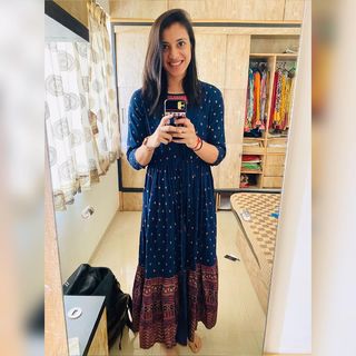 Smriti Mandhana feet photo 8