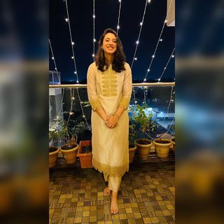 Smriti Mandhana feet photo 20