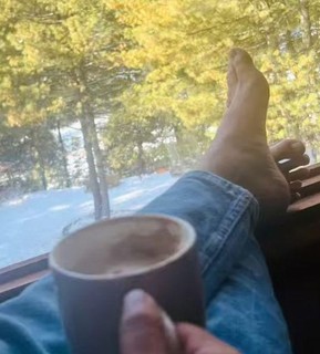 Smriti Mandhana feet photo 11