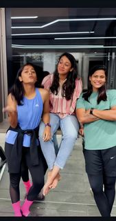 Smriti Mandhana feet photo 8