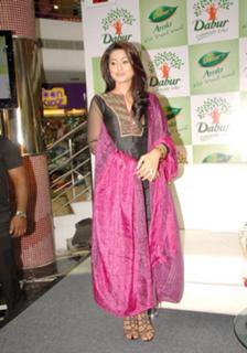 Sneha feet photo thumbnail
