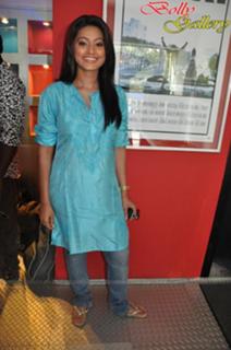 Sneha feet photo thumbnail