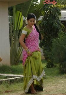 Sneha feet photo thumbnail