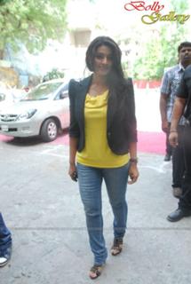 Sneha feet photo thumbnail