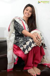 Sneha feet photo thumbnail