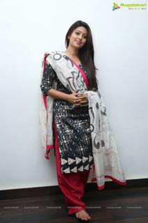 Sneha feet photo thumbnail