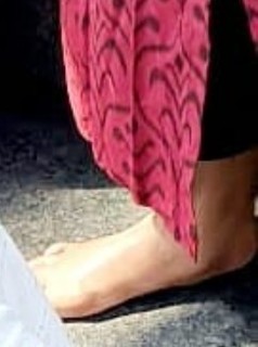 Sneha feet photo thumbnail