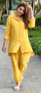 Sneha feet photo thumbnail