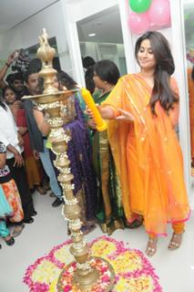 Sneha feet photo thumbnail