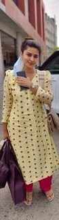 Sneha feet photo thumbnail