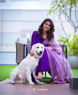 Sneha feet photo thumbnail