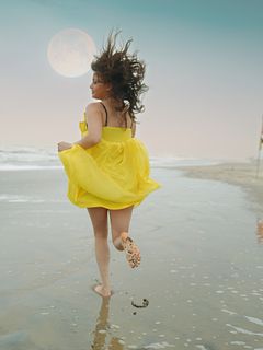 Sneha Ullal feet photo 1
