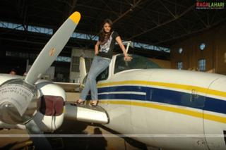 Sneha Ullal feet photo 14