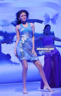 Sneha Ullal feet photo 1