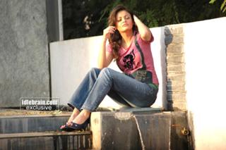 Sneha Ullal feet photo 7