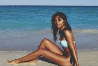 Snoh Aalegra feet photo 1