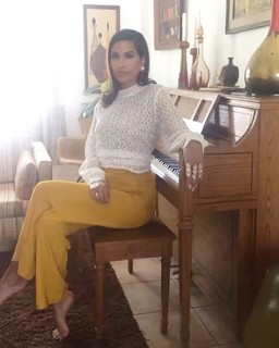 Snoh Aalegra feet photo 3