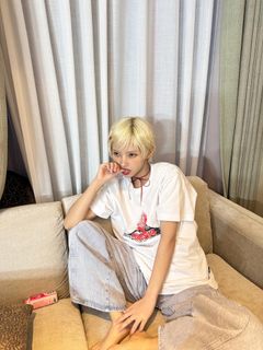 So-Yeon Jeon feet photo 1