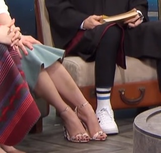 So-min Jeon feet photo 14