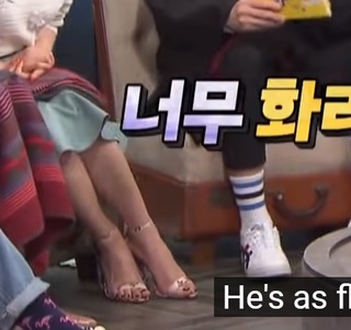So-min Jeon feet photo 13