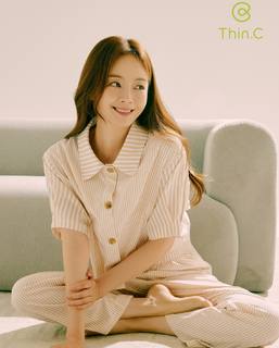 So-min Jeon feet photo 5