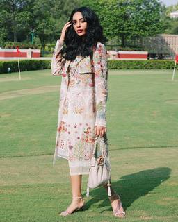 Sobhita Dhulipala feet photo 8