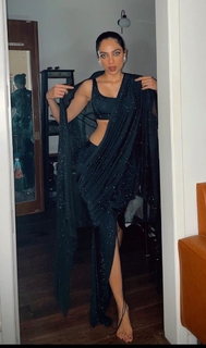 Sobhita Dhulipala feet photo 8