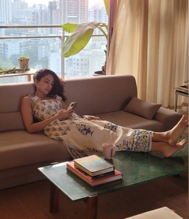 Sobhita Dhulipala feet photo 2