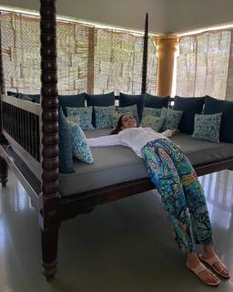 Sobhita Dhulipala feet photo 4