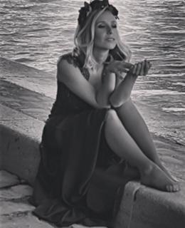 Sofia Arruda feet photo 3