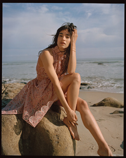 Sofia Boutella feet photo thumbnail